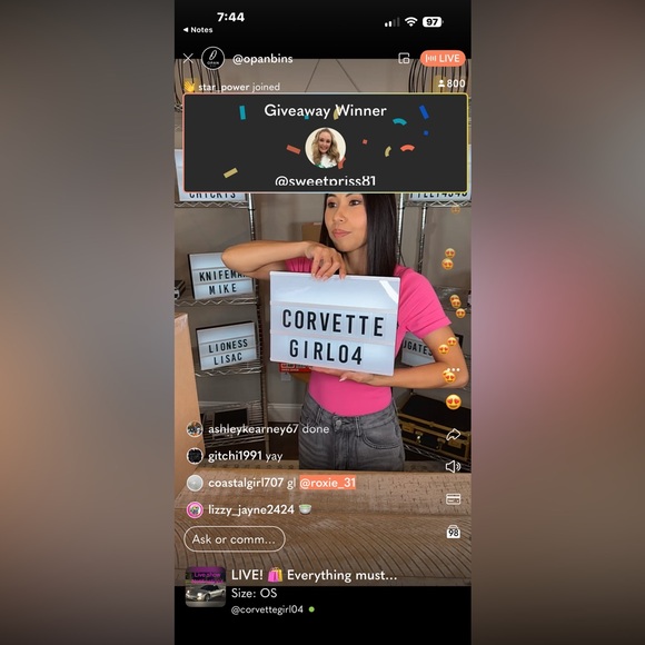 LIVE! 🛍️ Come get fast steals! 🏎️💨 - Picture 4 of 17